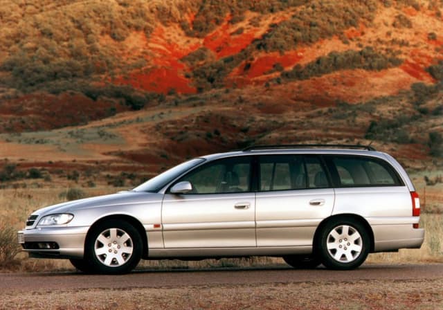 2002 Opel Omega B Caravan (facelift 1999) 2.6 V6 (180 Hp) Automatic