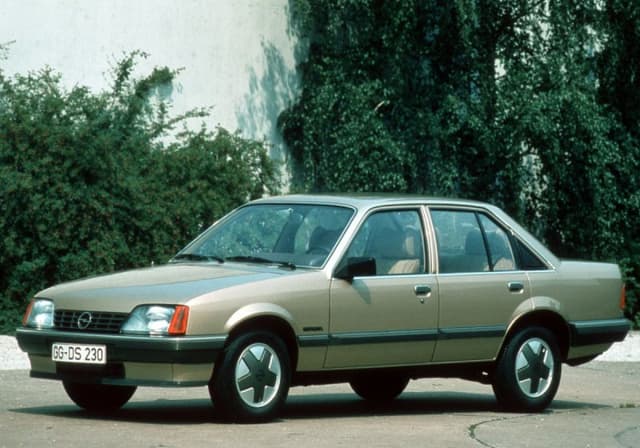 1985 Opel Rekord E (facelift 1982) 1.8i CAT (100 Hp) Automatic