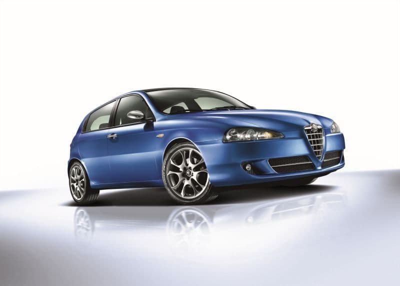 2004 Alfa Romeo 147 (facelift 2004) 5-doors 1.6 (120 Hp)