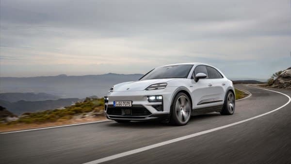 2024 Porsche Macan II Electric 4 100 kWh (408 Hp)