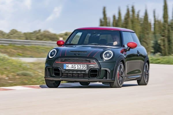 2021 Mini Hatch (F56, facelift 2021) 3-door JCW 2.0 (231 Hp)