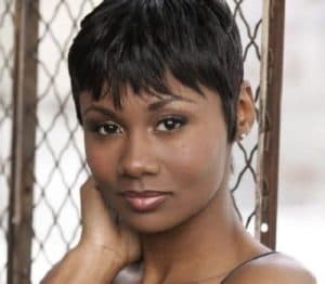 Emayatzy Evett Corinealdi