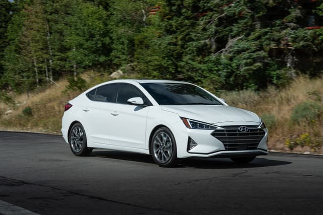 2018 Hyundai Elantra VI (AD, facelift 2019) Sport 1.6 Turbo GDI (201 Hp) DCT