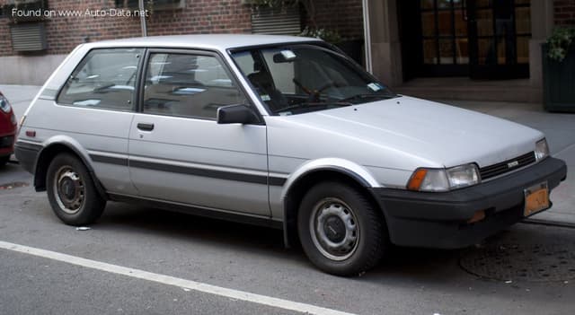 1985 Toyota Corolla FX Compact V (E80) 1.8 D (64 Hp)