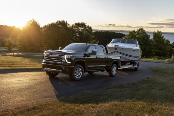 2023 Chevrolet Silverado 2500 HD IV (T1XX, facelift 2024) Crew Cab Standard Bed 6.6 Duramax TD V8 (470 Hp) 4WD Automatic